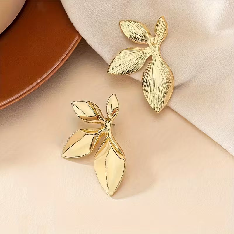 Elegant Golden-Tone Floral Dangle Earrings
