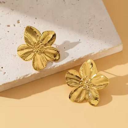 Fashionable Retro Golden Flower Earrings for Women